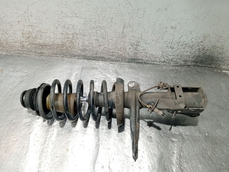 Recambio de amortiguador delantero derecho para audi 80 b4 sedán (8c2) 1.9 tdi referencia OEM IAM   