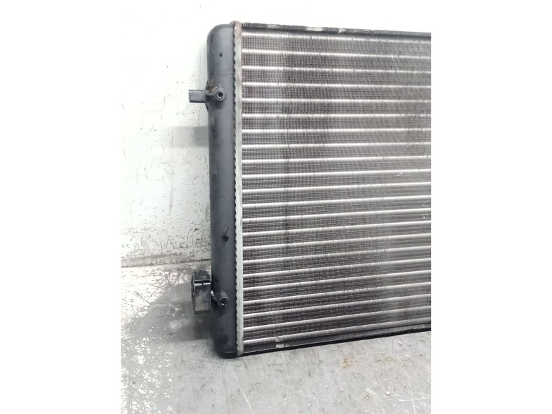 Recambio de radiador agua para volkswagen golf iv (1j1) 1.6 referencia OEM IAM   