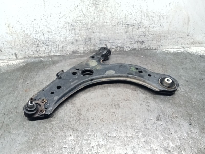 Recambio de brazo suspension inferior delantero izquierdo para volkswagen golf iv (1j1) 1.6 referencia OEM IAM   