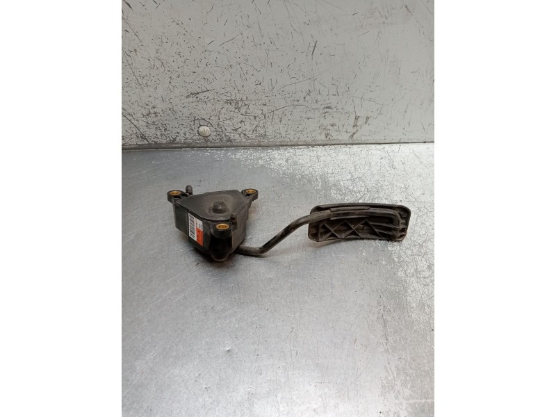 Recambio de potenciometro pedal para mercedes-benz citan monospace (w415) 109 cdi (415.703) referencia OEM IAM 8200436878  