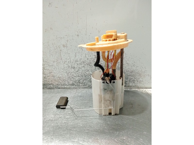 Recambio de bomba combustible para fiat 500l (351_, 352_) 1.3 d multijet (199lxy1a, 199lxy11) referencia OEM IAM 51887866 058020