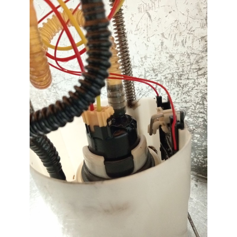 Recambio de bomba combustible para fiat 500l (351_, 352_) 1.3 d multijet (199lxy1a, 199lxy11) referencia OEM IAM 51887866 058020