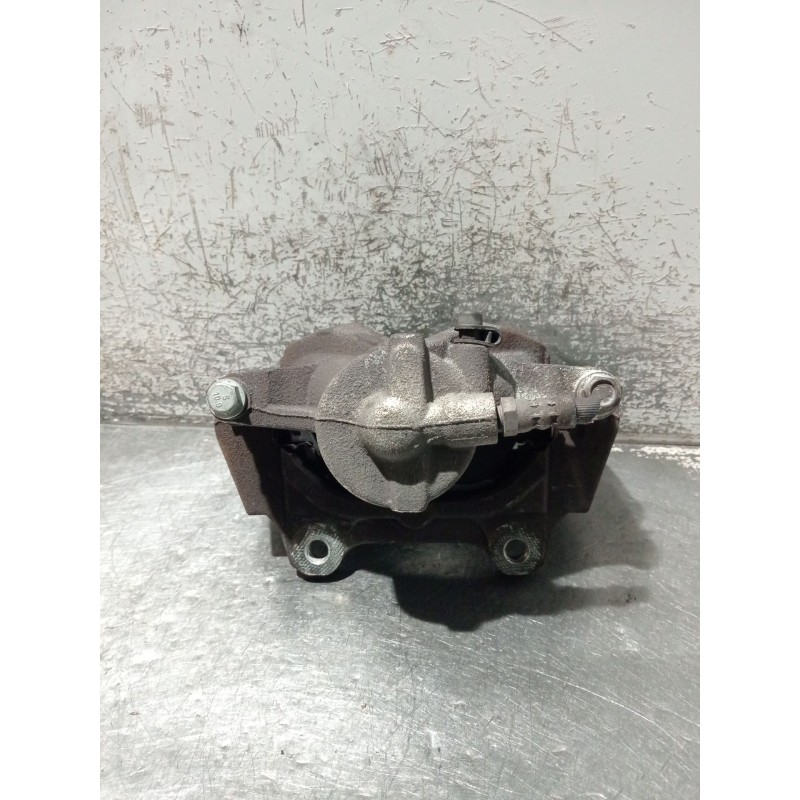 Recambio de pinza freno delantera derecha para fiat 500l (351_, 352_) 1.3 d multijet (199lxy1a, 199lxy11) referencia OEM IAM 020