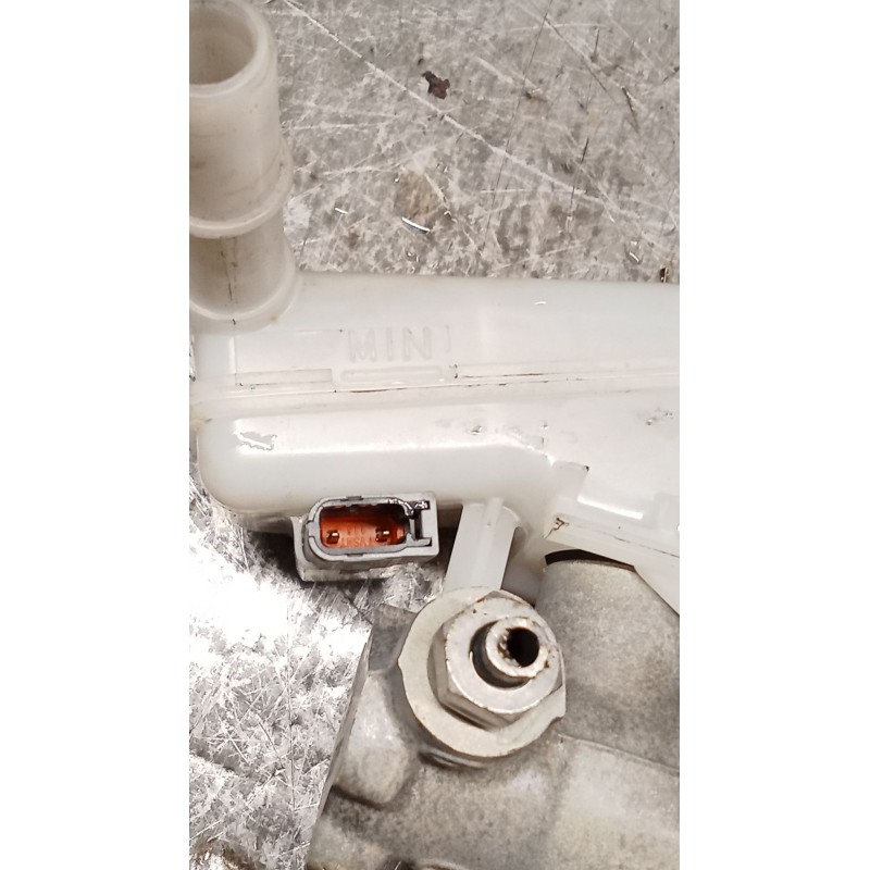 Recambio de bomba freno para ford transit courier b460 furgoneta/monovolumen 1.5 tdci referencia OEM IAM 0204054029 Y24653 