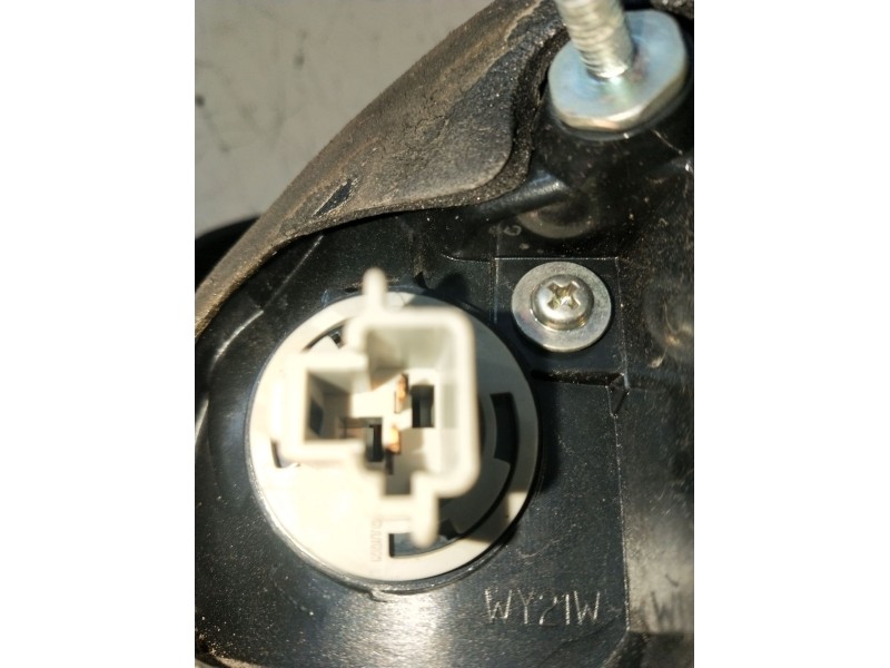 Recambio de piloto trasero izquierdo para mazda 3 (bm, bn) 2.2 d referencia OEM IAM B45D51160 22041981 