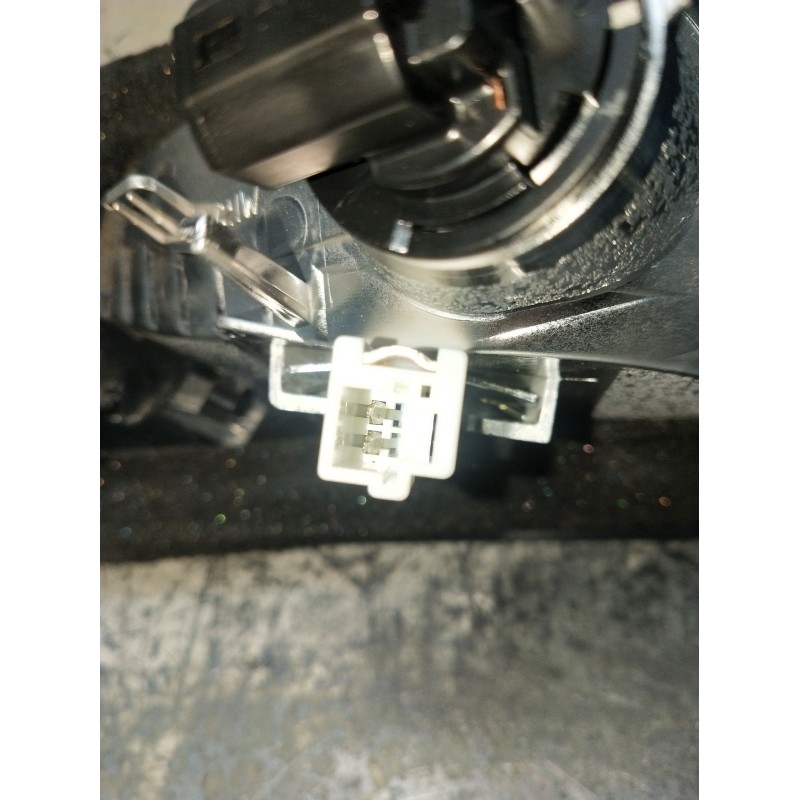 Recambio de piloto trasero izquierdo interior para mazda 3 (bm, bn) 2.2 d referencia OEM IAM B450513F0  