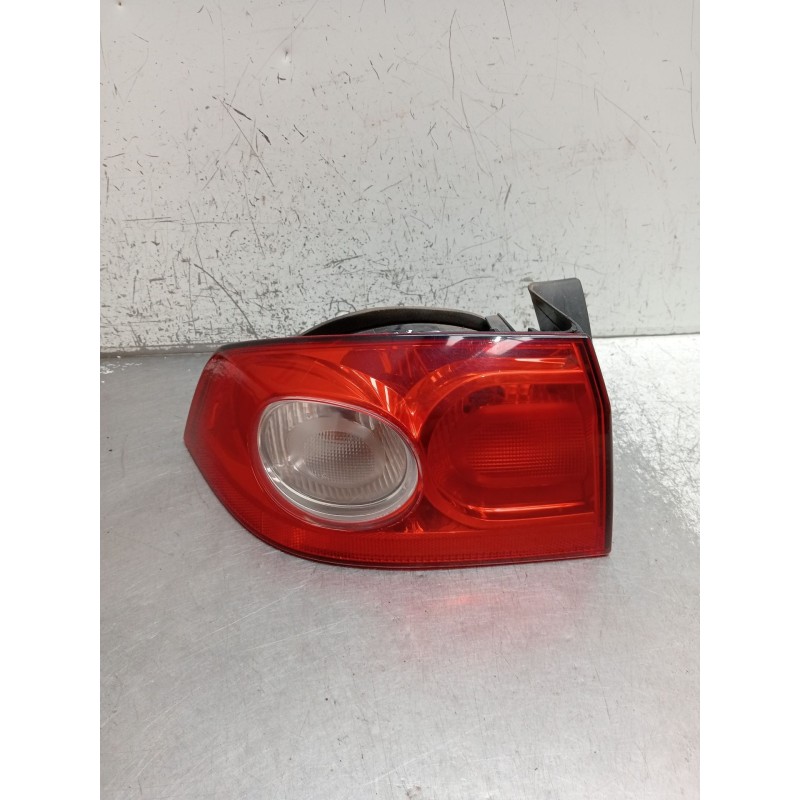 Recambio de piloto trasero izquierdo para renault laguna ii (bg0/1_) 1.9 dci (bg1a, bg1v) referencia OEM IAM   