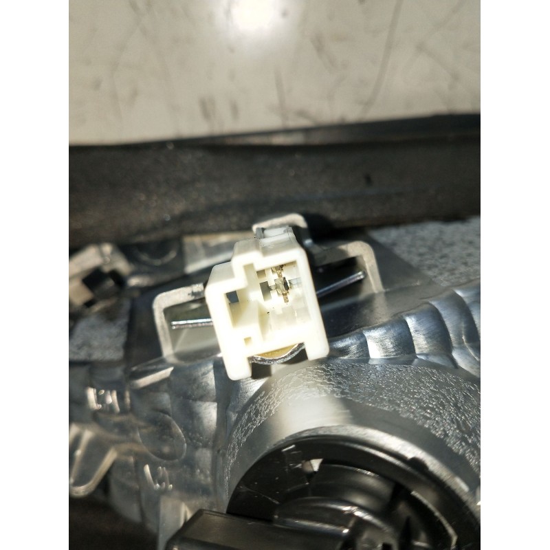 Recambio de piloto trasero derecho interior para mazda 3 (bm, bn) 2.2 d referencia OEM IAM B450513F0  