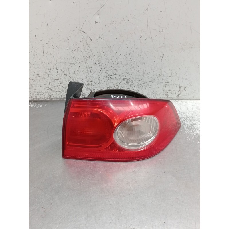 Recambio de piloto trasero derecho para renault laguna ii (bg0/1_) 1.9 dci (bg1a, bg1v) referencia OEM IAM   