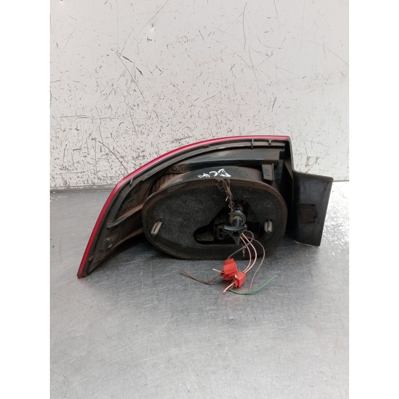 Recambio de piloto trasero derecho para renault laguna ii (bg0/1_) 1.9 dci (bg1a, bg1v) referencia OEM IAM   