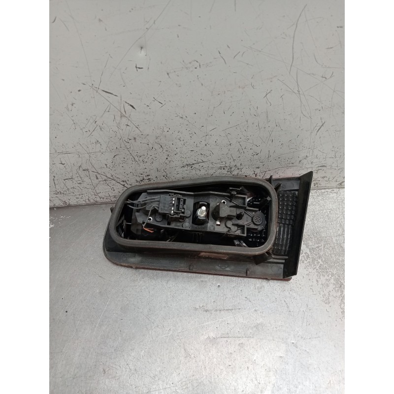 Recambio de piloto trasero izquierdo interior para renault laguna ii (bg0/1_) 1.9 dci (bg1a, bg1v) referencia OEM IAM   