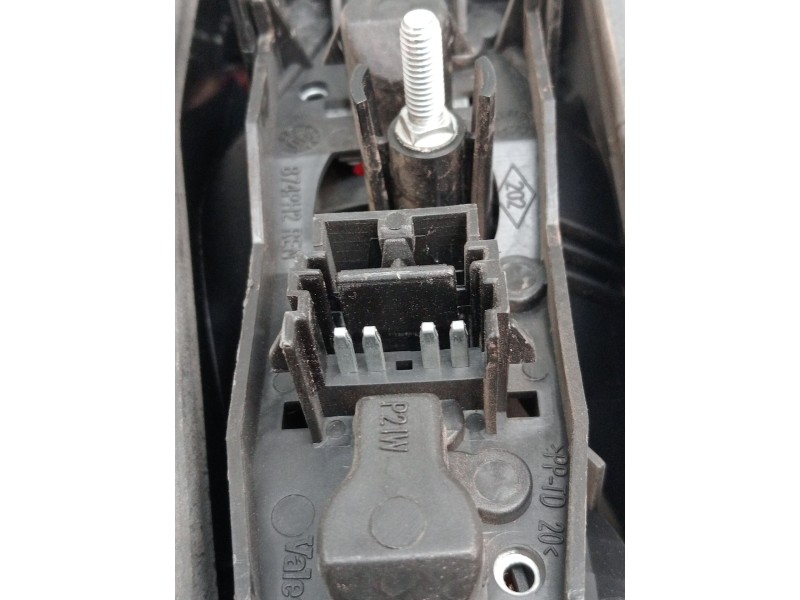 Recambio de piloto trasero izquierdo interior para renault laguna ii (bg0/1_) 1.9 dci (bg1a, bg1v) referencia OEM IAM   