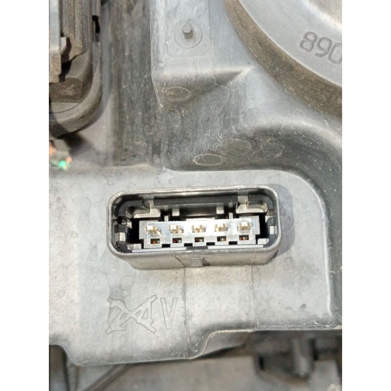 Recambio de faro derecho para renault laguna ii (bg0/1_) 1.9 dci (bg1a, bg1v) referencia OEM IAM 89900427 088940 