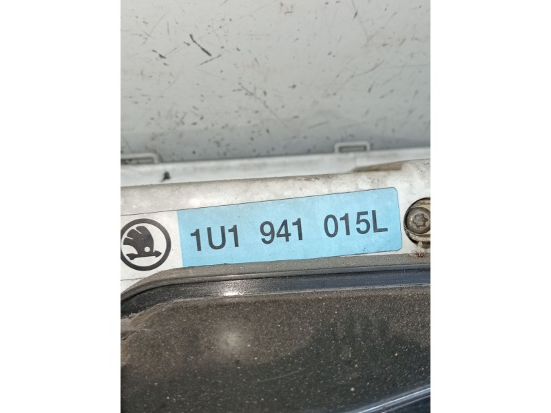Recambio de faro izquierdo para skoda octavia i (1u2) 1.9 tdi referencia OEM IAM 1U1941015L  