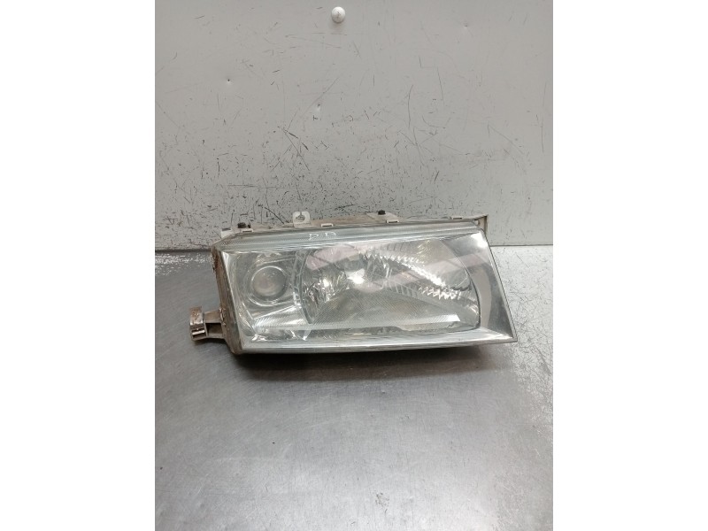 Recambio de faro derecho para skoda octavia i (1u2) 1.9 tdi referencia OEM IAM 1U1941016L  