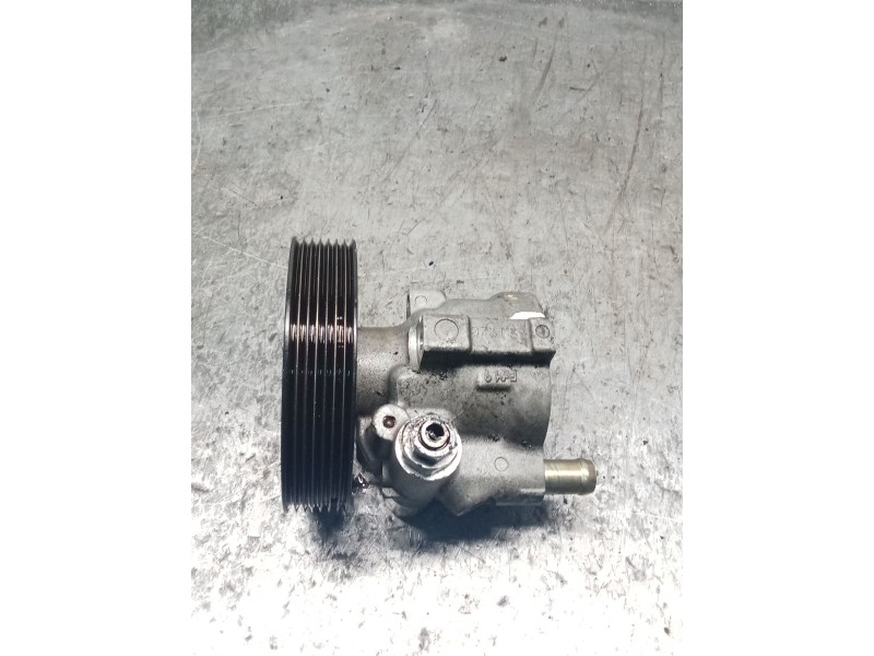 Recambio de bomba direccion para renault laguna ii (bg0/1_) 1.9 dci (bg1a, bg1v) referencia OEM IAM 8200100082  