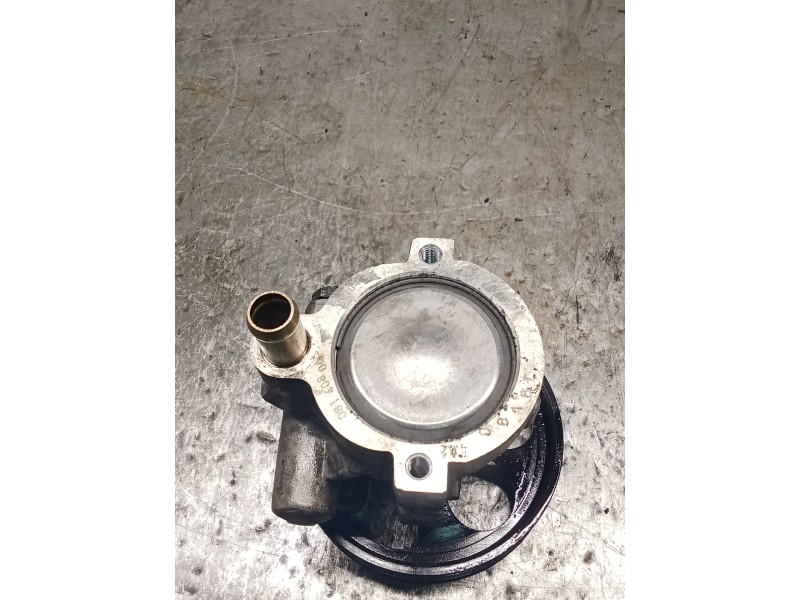 Recambio de bomba direccion para renault laguna ii (bg0/1_) 1.9 dci (bg1a, bg1v) referencia OEM IAM 8200100082  