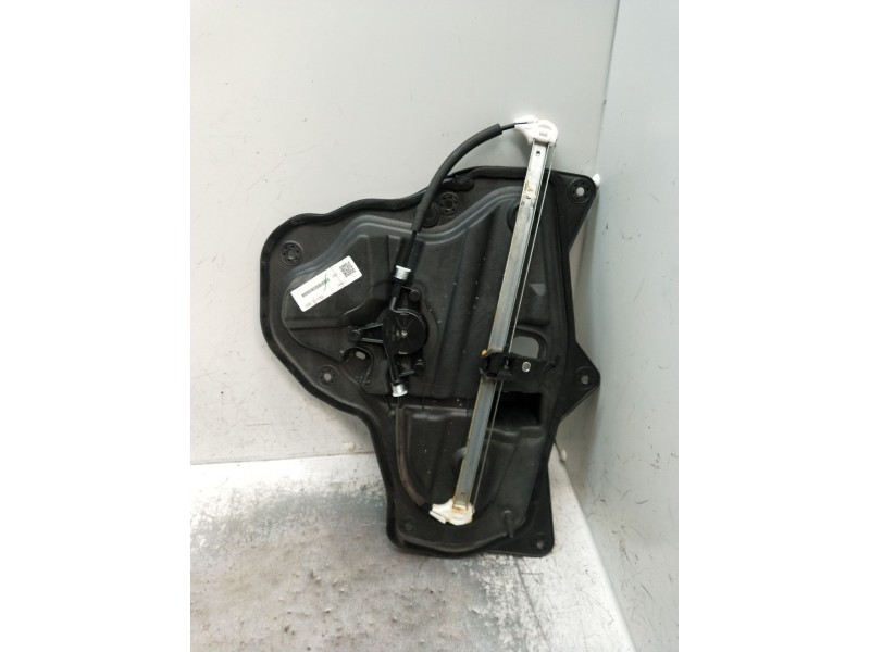 Recambio de elevalunas trasero izquierdo para mazda 3 (bm, bn) 2.2 d referencia OEM IAM BHN97397A 5P 