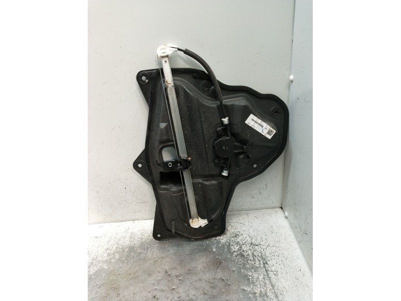 Recambio de elevalunas trasero derecho para mazda 3 (bm, bn) 2.2 d referencia OEM IAM BHN97297XA 5P 