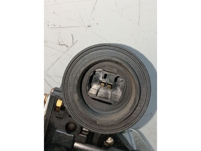 Recambio de elevalunas delantero izquierdo para toyota yaris (_p1_) 1.3 (ncp10_, scp12_) referencia OEM IAM 8572052020 062100999