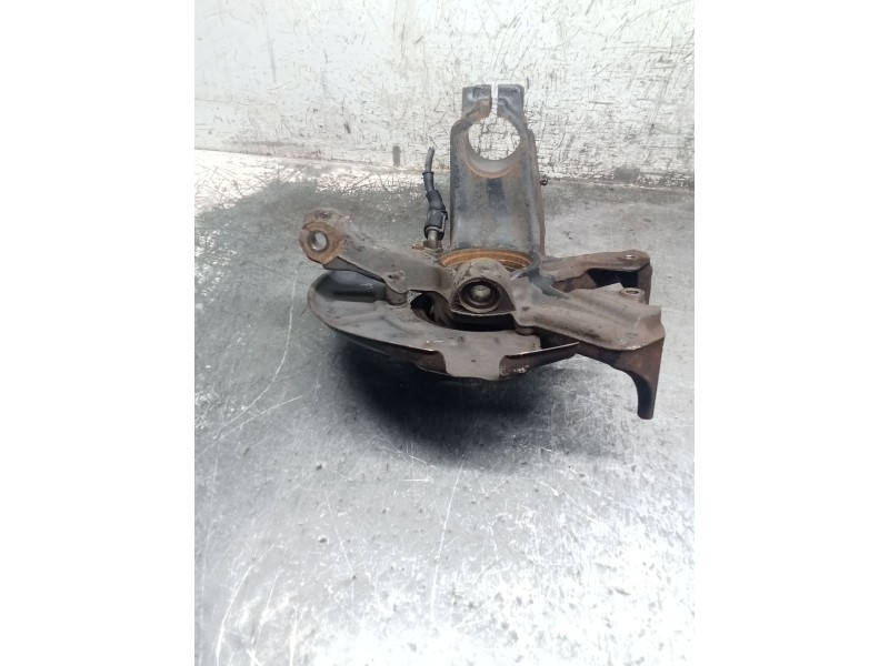 Recambio de mangueta delantera izquierda para volkswagen bora i (1j2) 1.9 tdi referencia OEM IAM   