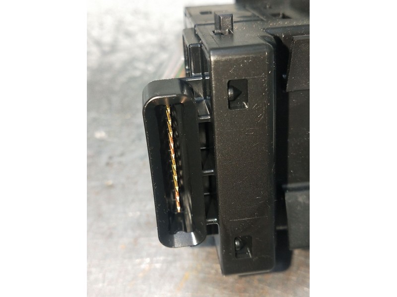 Recambio de mando limpia para mazda 3 (bm, bn) 2.2 d referencia OEM IAM KS0417J409  