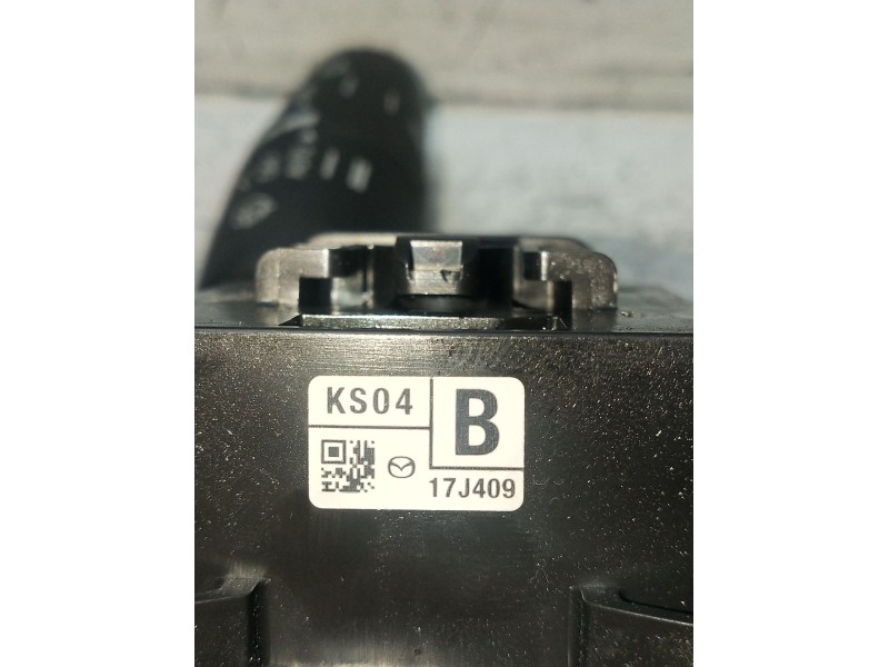Recambio de mando limpia para mazda 3 (bm, bn) 2.2 d referencia OEM IAM KS0417J409  