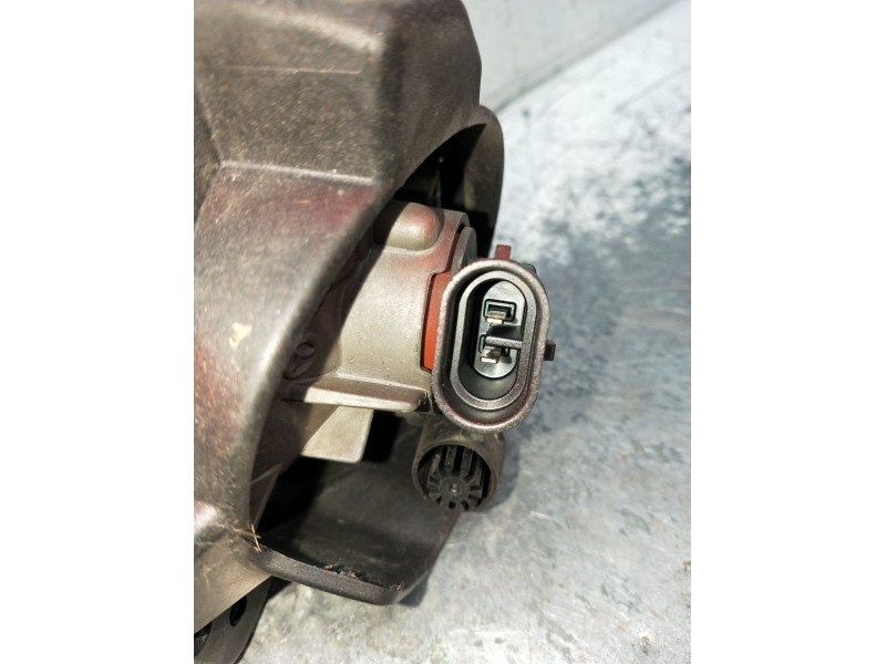 Recambio de faro antiniebla izquierdo para mazda 3 (bm, bn) 2.2 d referencia OEM IAM   