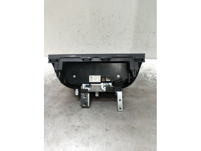 Recambio de pantalla multifuncion para mazda 3 (bm, bn) 2.2 d referencia OEM IAM BHP1611JOD K4000150905 