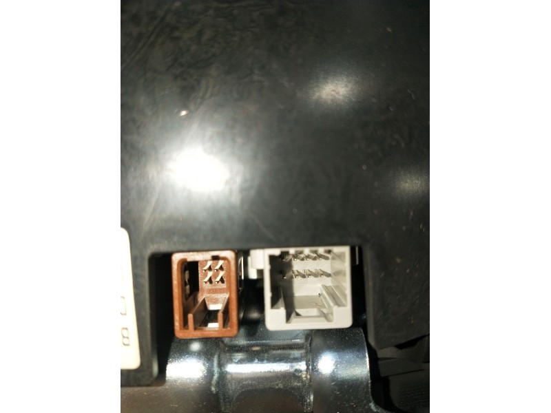 Recambio de pantalla multifuncion para mazda 3 (bm, bn) 2.2 d referencia OEM IAM BHP1611JOD K4000150905 