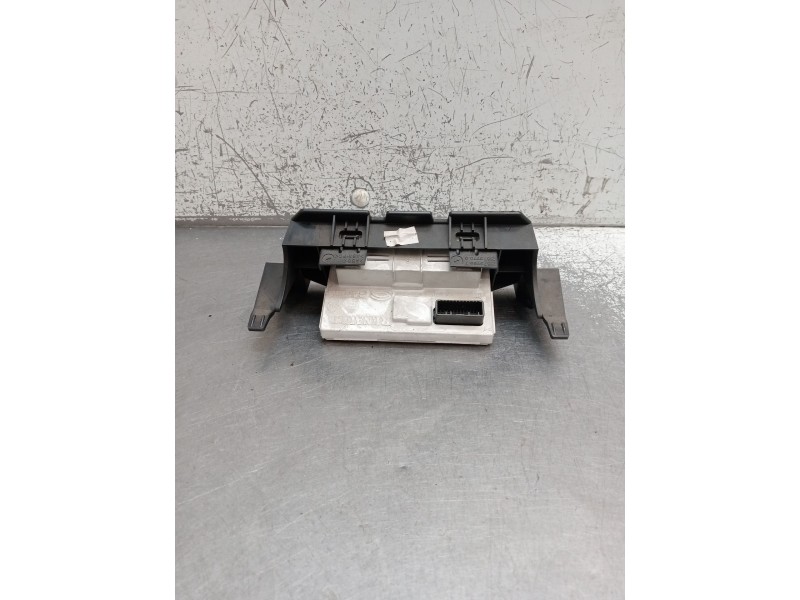 Recambio de pantalla multifuncion para renault kangoo (kc0/1_) 1.5 dci referencia OEM IAM 8200380298A  