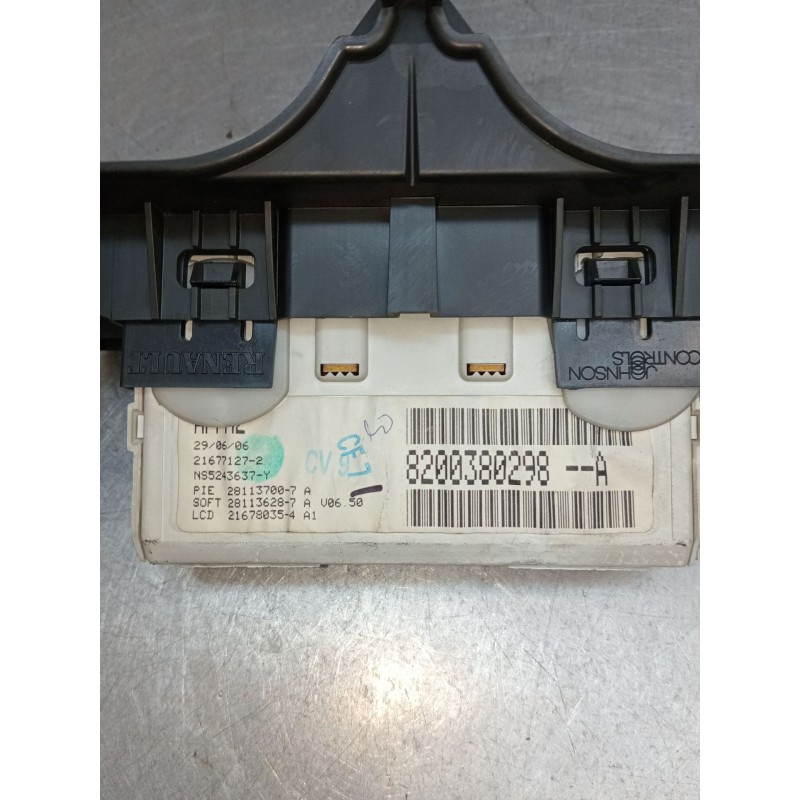 Recambio de pantalla multifuncion para renault kangoo (kc0/1_) 1.5 dci referencia OEM IAM 8200380298A  