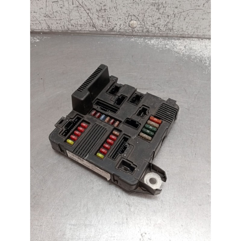 Recambio de caja reles / fusibles para renault scénic ii (jm0/1_) 1.5 dci (jm02, jm13) referencia OEM IAM 8200306032B S118399200