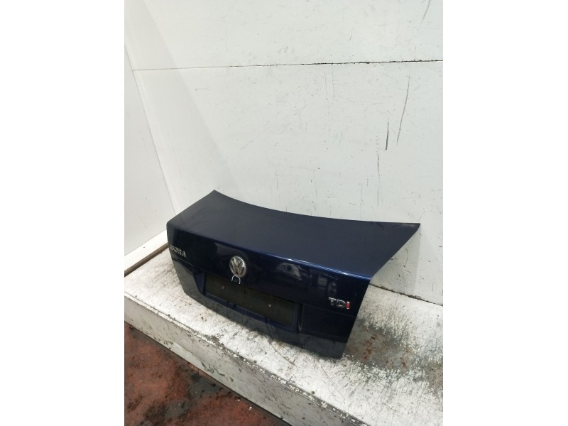 Recambio de tapa maletero para volkswagen bora i (1j2) 1.9 tdi referencia OEM IAM   