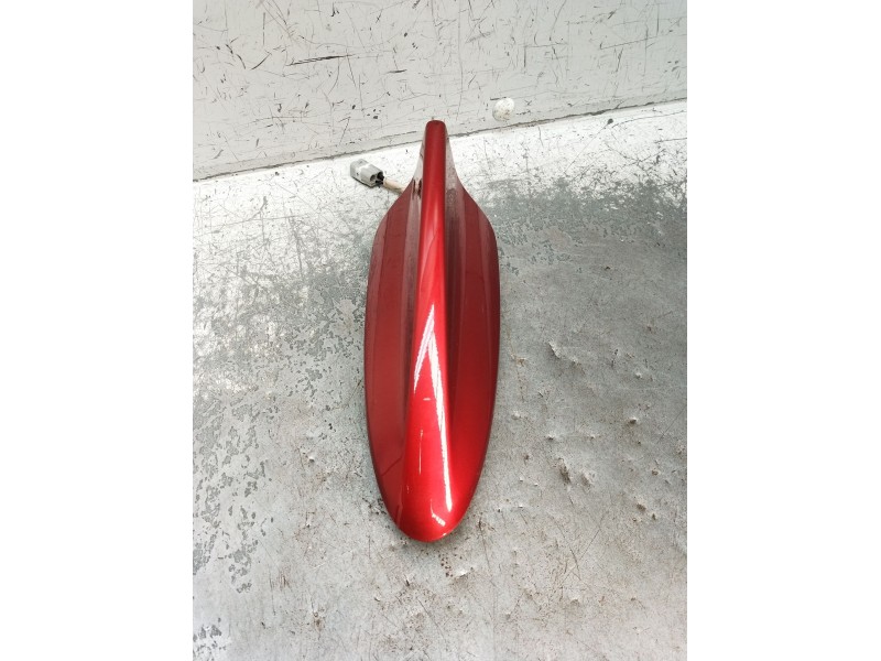 Recambio de antena para mazda 3 (bm, bn) 2.2 d referencia OEM IAM N050356  