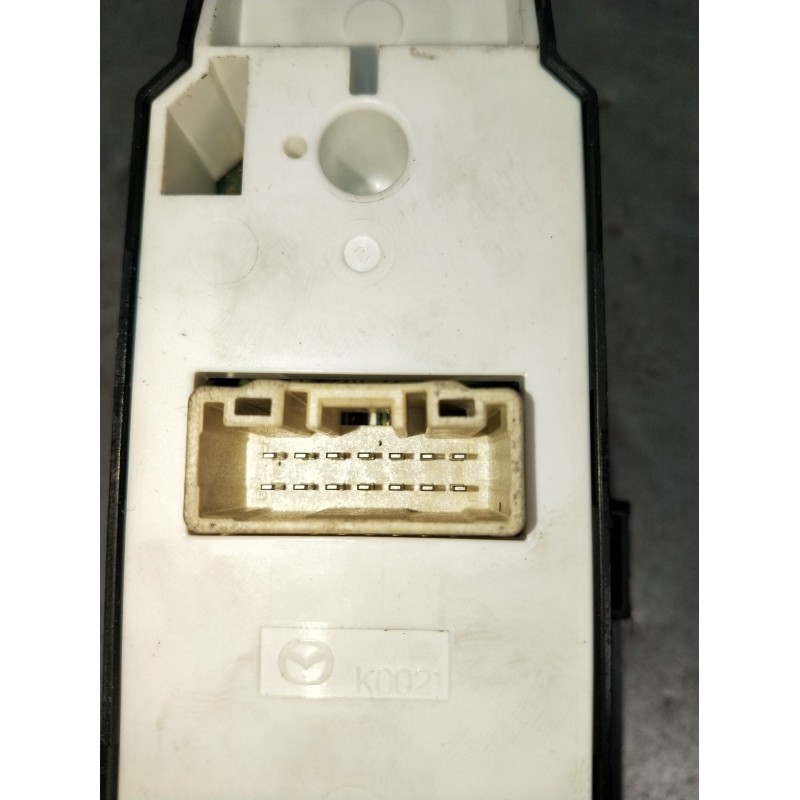 Recambio de mando elevalunas delantero izquierdo para mazda 3 (bm, bn) 2.2 d referencia OEM IAM BHR966350A 5P 