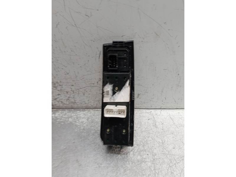 Recambio de mando elevalunas delantero izquierdo para hyundai matrix (fc) 1.5 crdi referencia OEM IAM   