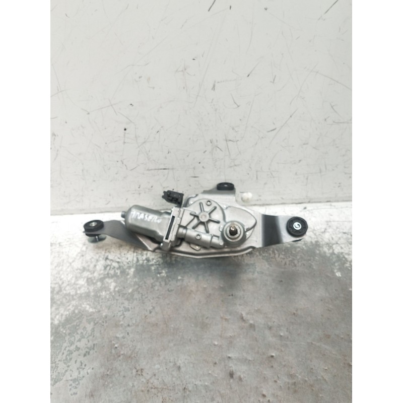 Recambio de motor limpia trasero para mazda 3 (bm, bn) 2.2 d referencia OEM IAM BHS267450 8496000830 