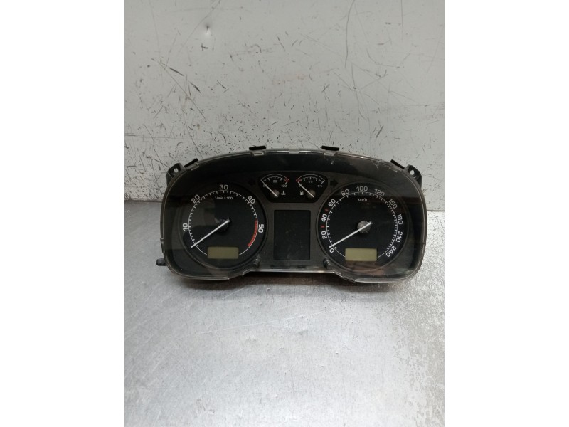 Recambio de cuadro instrumentos para skoda octavia i (1u2) 1.9 tdi referencia OEM IAM 1U0920811J SKZ7Z0F3516637 05050638535