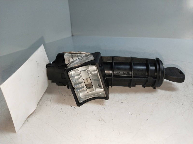 Recambio de conmutador de arranque para lancia lancia y 1.2 cat referencia OEM IAM   