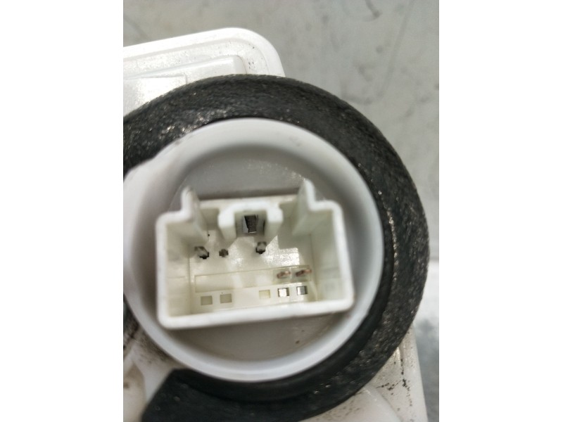 Recambio de motor cierre centralizado trasero derecho para mazda 3 (bm, bn) 2.2 d referencia OEM IAM 5104A0455 5P 