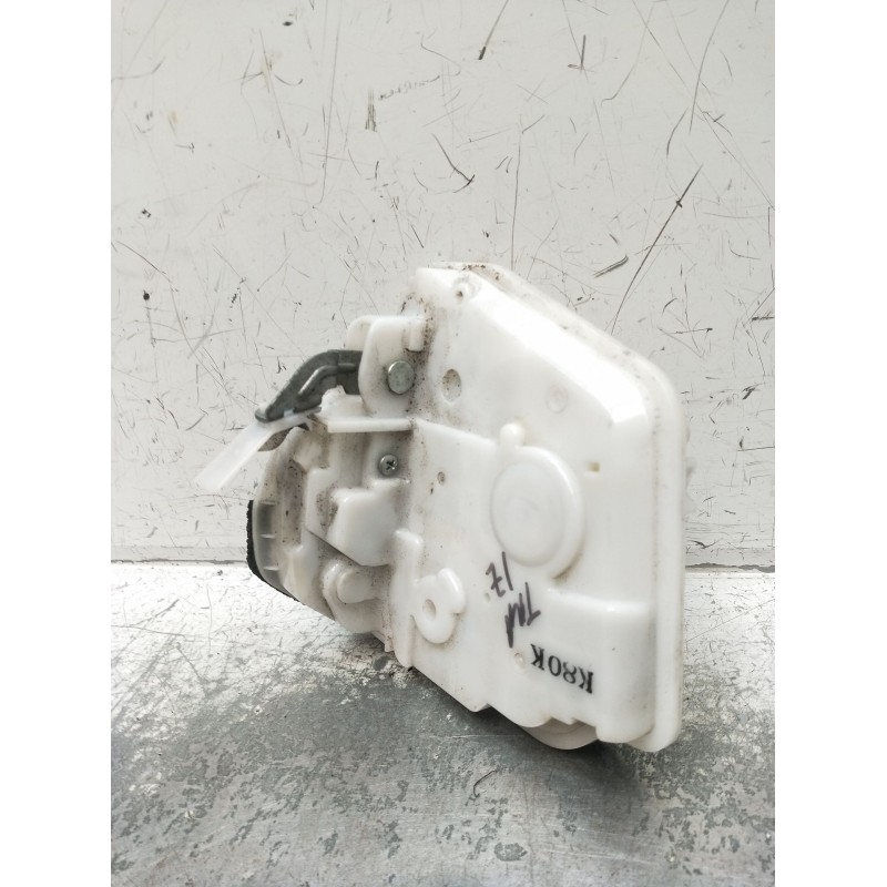 Recambio de motor cierre centralizado trasero izquierdo para mazda 3 (bm, bn) 2.2 d referencia OEM IAM 5104E0652 5P 