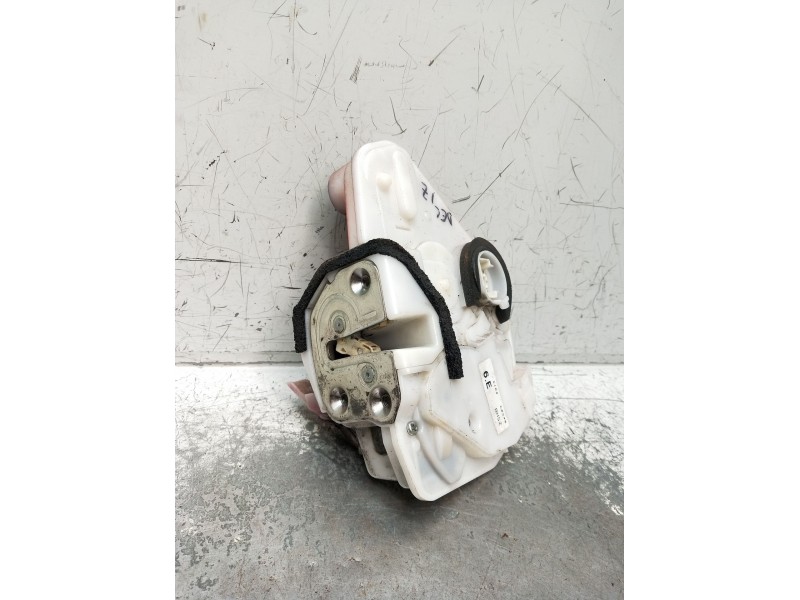 Recambio de motor cierre centralizado delantero izquierdo para mazda 3 (bm, bn) 2.2 d referencia OEM IAM 5104C548 5P 