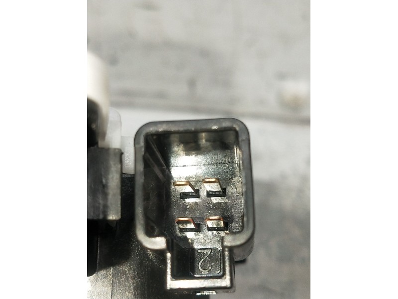 Recambio de motor cierre centralizado porton para mazda 3 (bm, bn) 2.2 d referencia OEM IAM  5P 