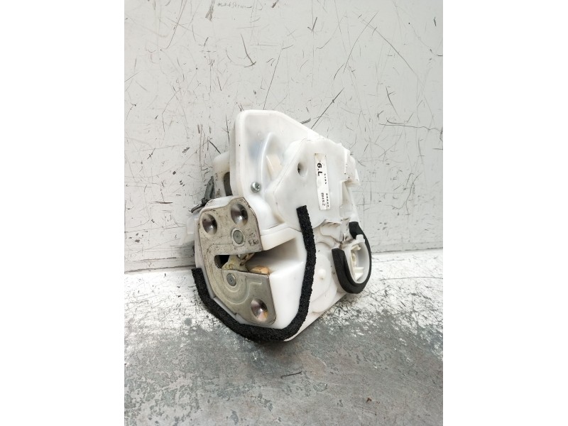 Recambio de motor cierre centralizado delantero derecho para mazda 3 (bm, bn) 2.2 d referencia OEM IAM 5105B0040  