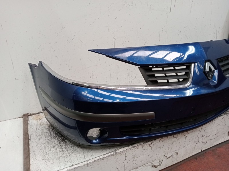 Recambio de paragolpes delantero para renault laguna ii (bg0/1_) 1.9 dci (bg1a, bg1v) referencia OEM IAM   