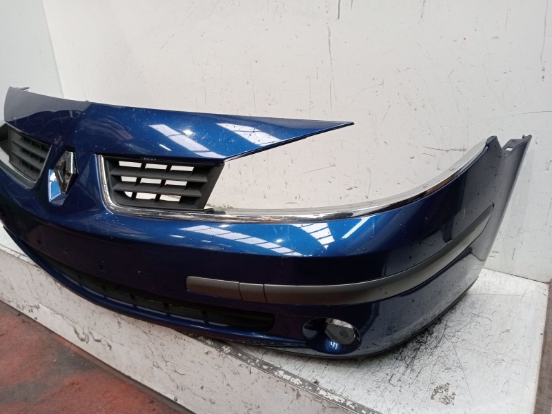 Recambio de paragolpes delantero para renault laguna ii (bg0/1_) 1.9 dci (bg1a, bg1v) referencia OEM IAM   