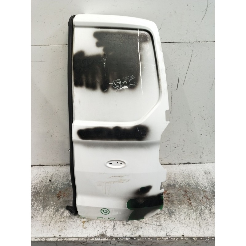 Recambio de puerta trasera derecha para ford transit courier b460 furgoneta/monovolumen 1.5 tdci referencia OEM IAM  5P 