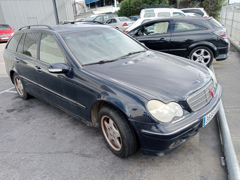 mercedes-benz clase c t-model (s203) del año 2002 mercedes-benz clase c t-model (s203) del año 2002