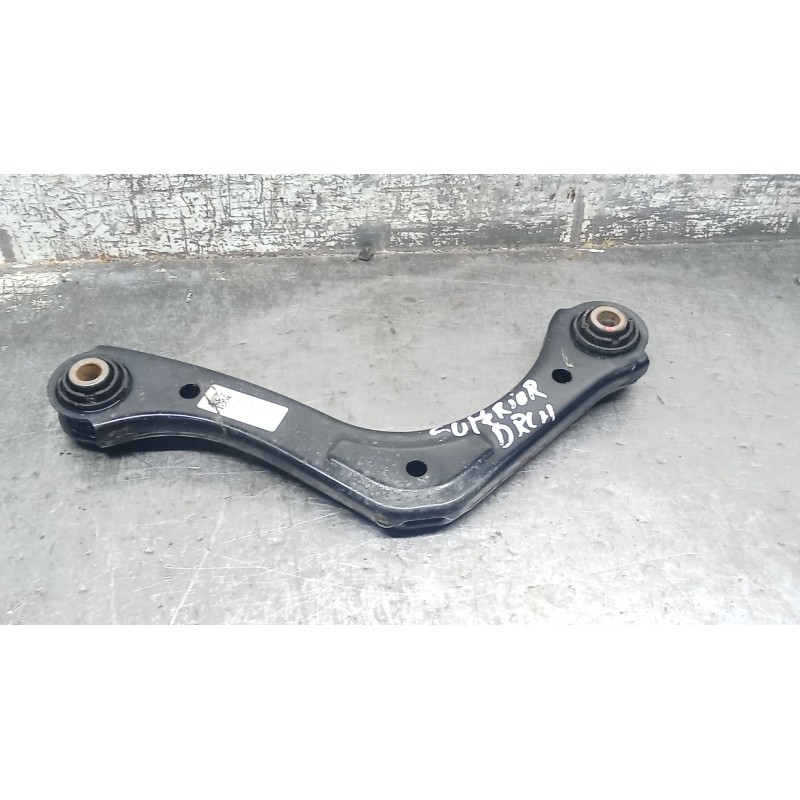 Recambio de brazo suspension superior trasero derecho para hyundai i30 (pde, pd, pden) 2.0 n referencia OEM IAM 55101G4AA0  